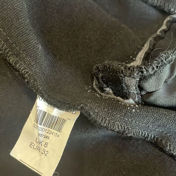 River Island Cropped Blazer With Golden Large Buttons Size 6 - Picture 4 of 4